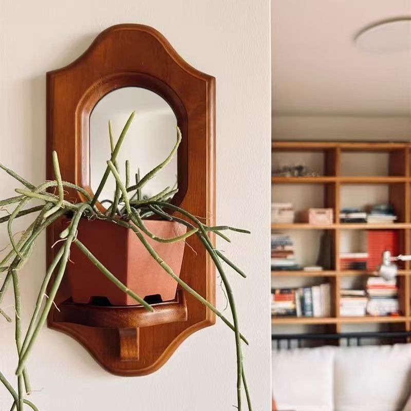 Tarkio Wall Hanger