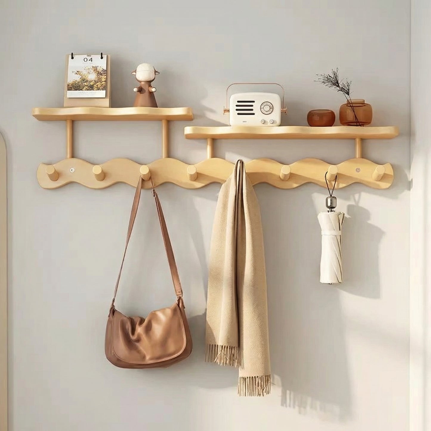 Mona Wall Hanger