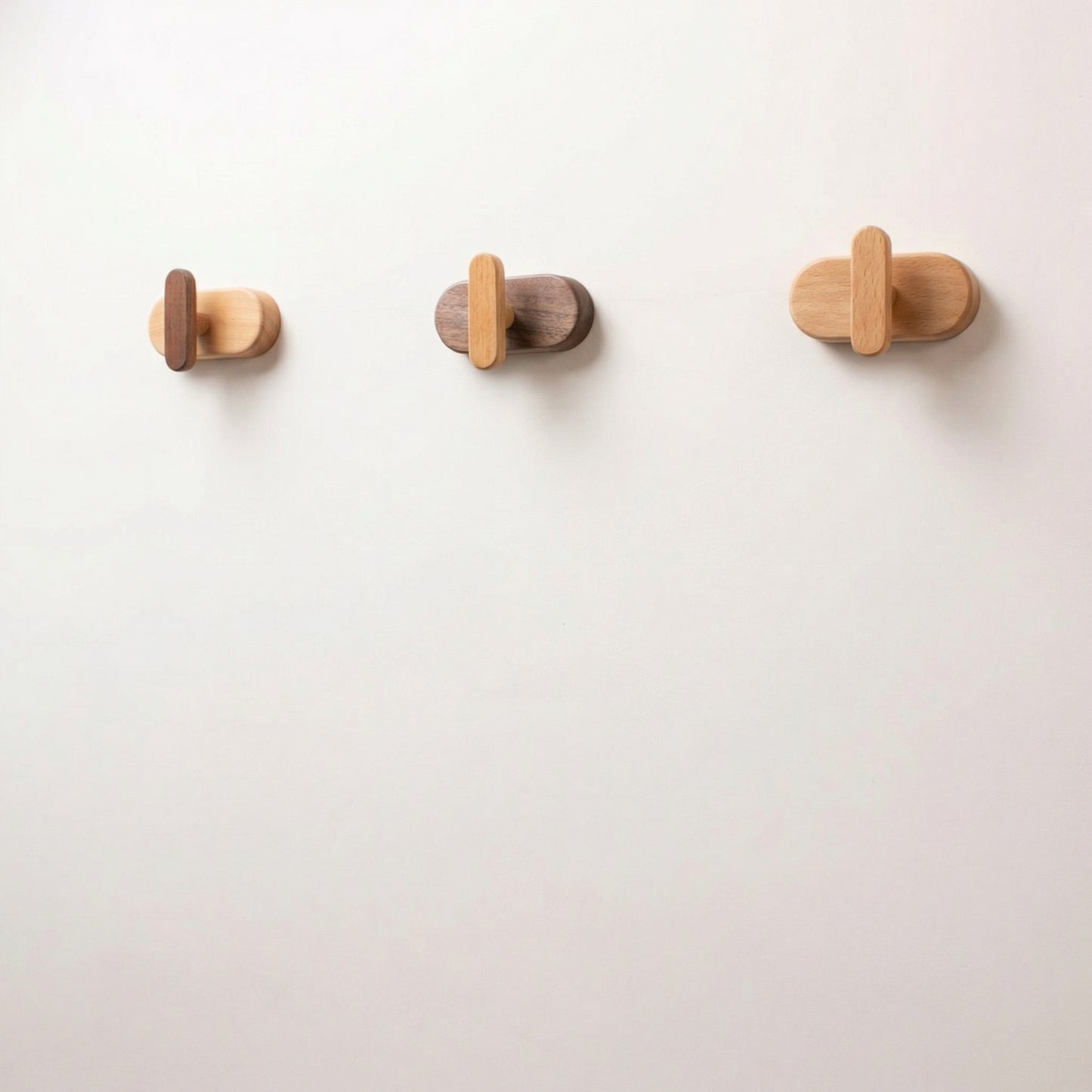 Kaloko Wall Hanger