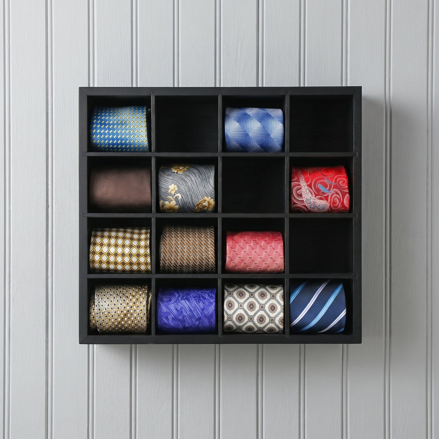 Lostant Tie Organizer