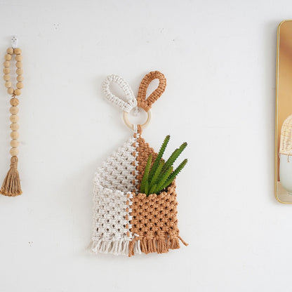 Tarina Wall Hanger